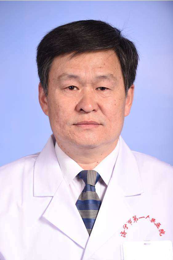 黄承明