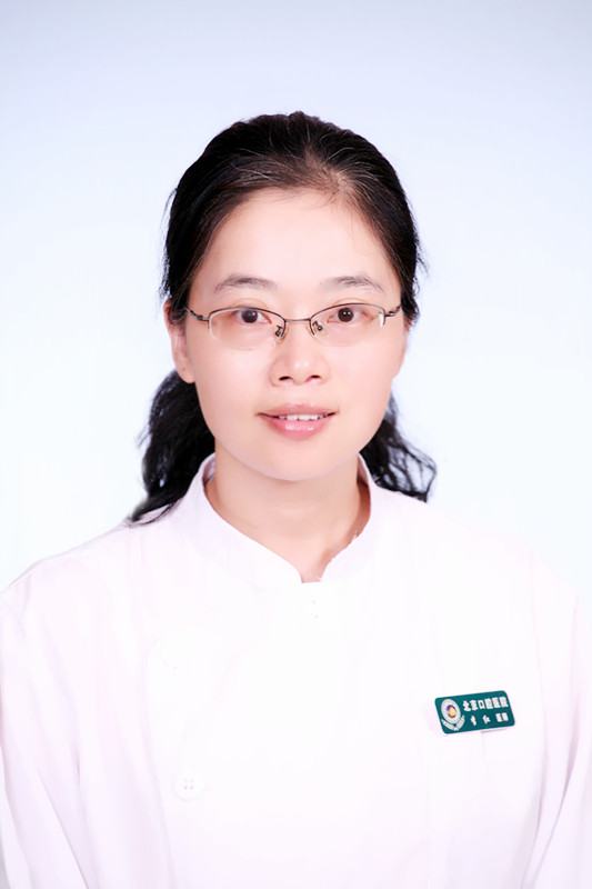 李红