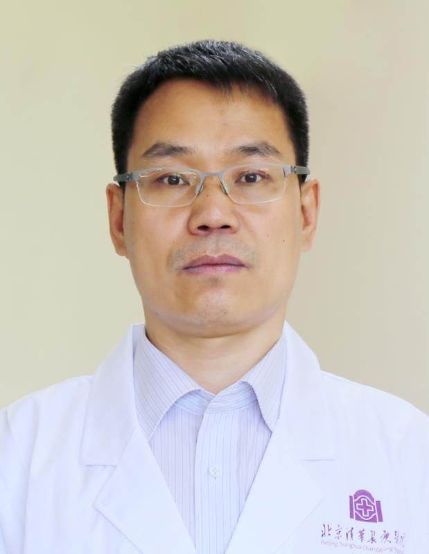 李华