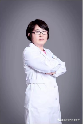 王国霞