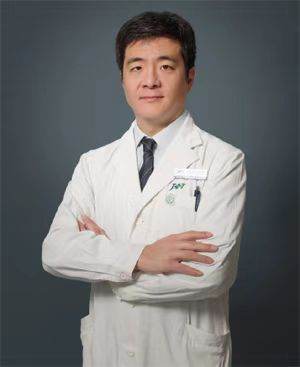 李奉龙