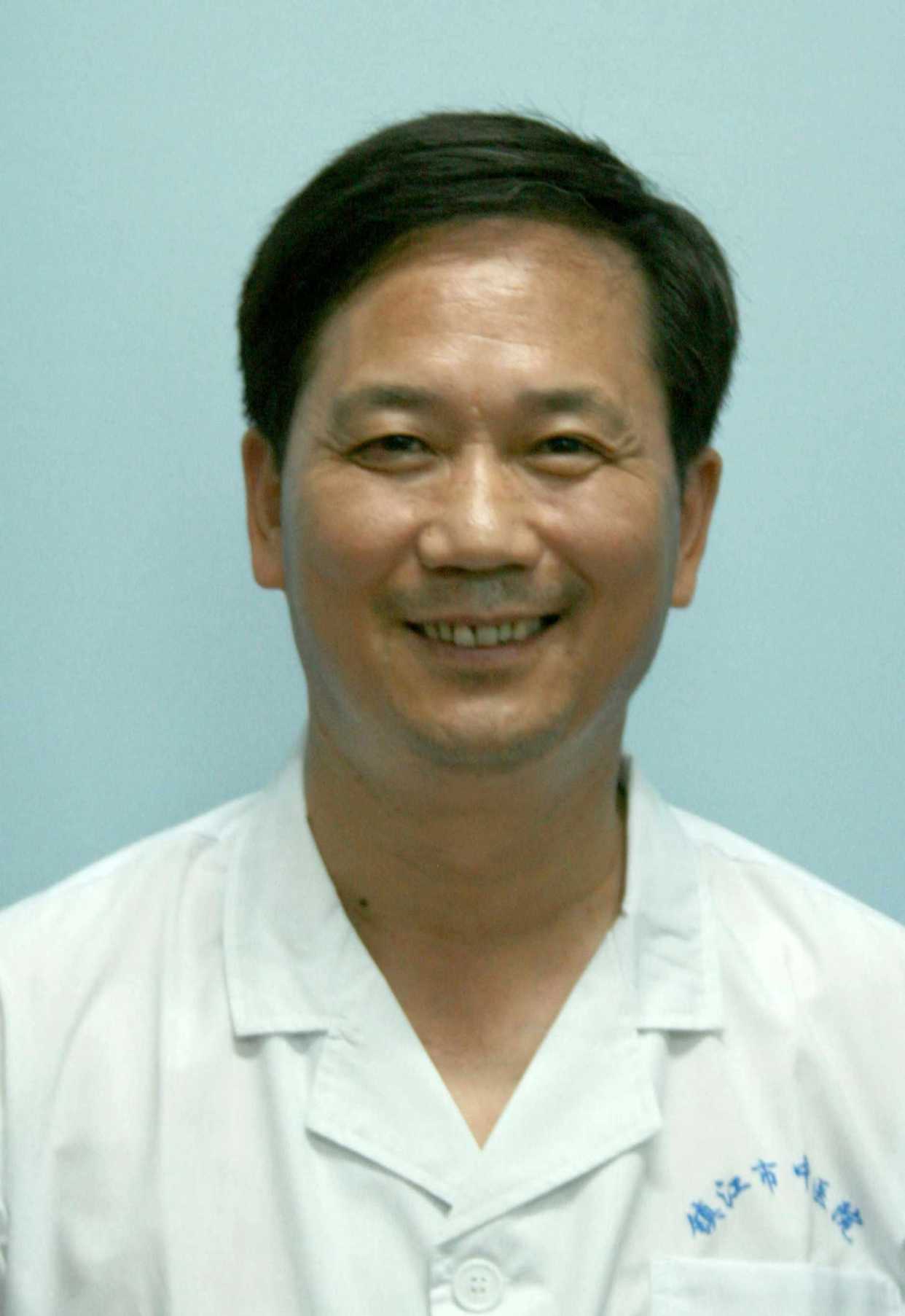 欧阳坤根