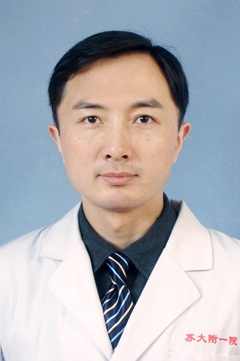 李伟