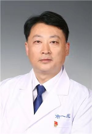 王建新