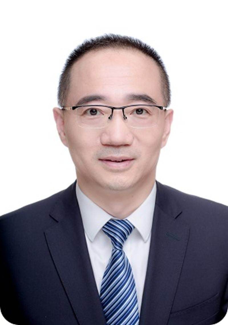 李欣