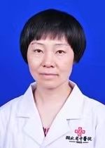 何斌