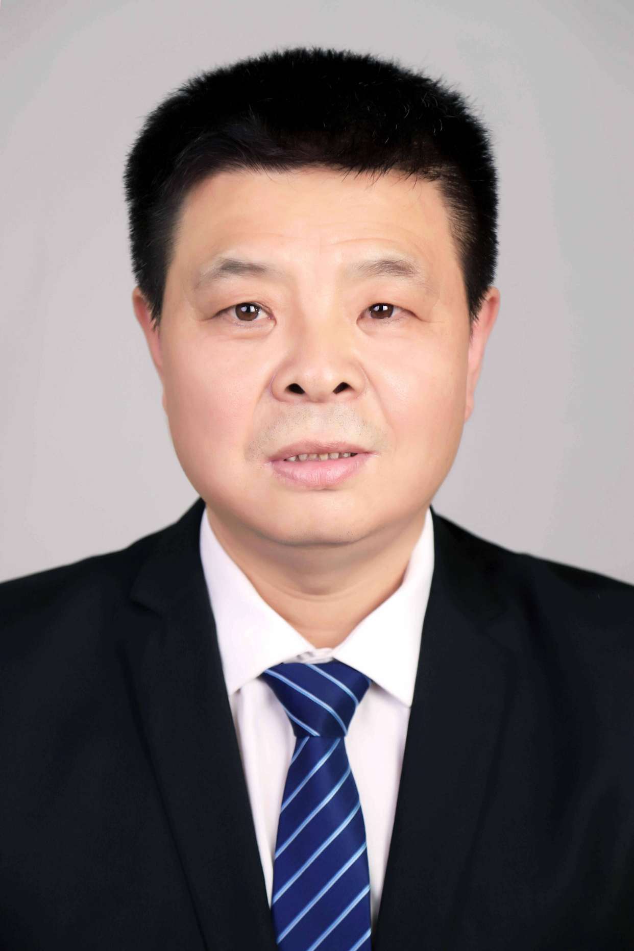 蒋建华
