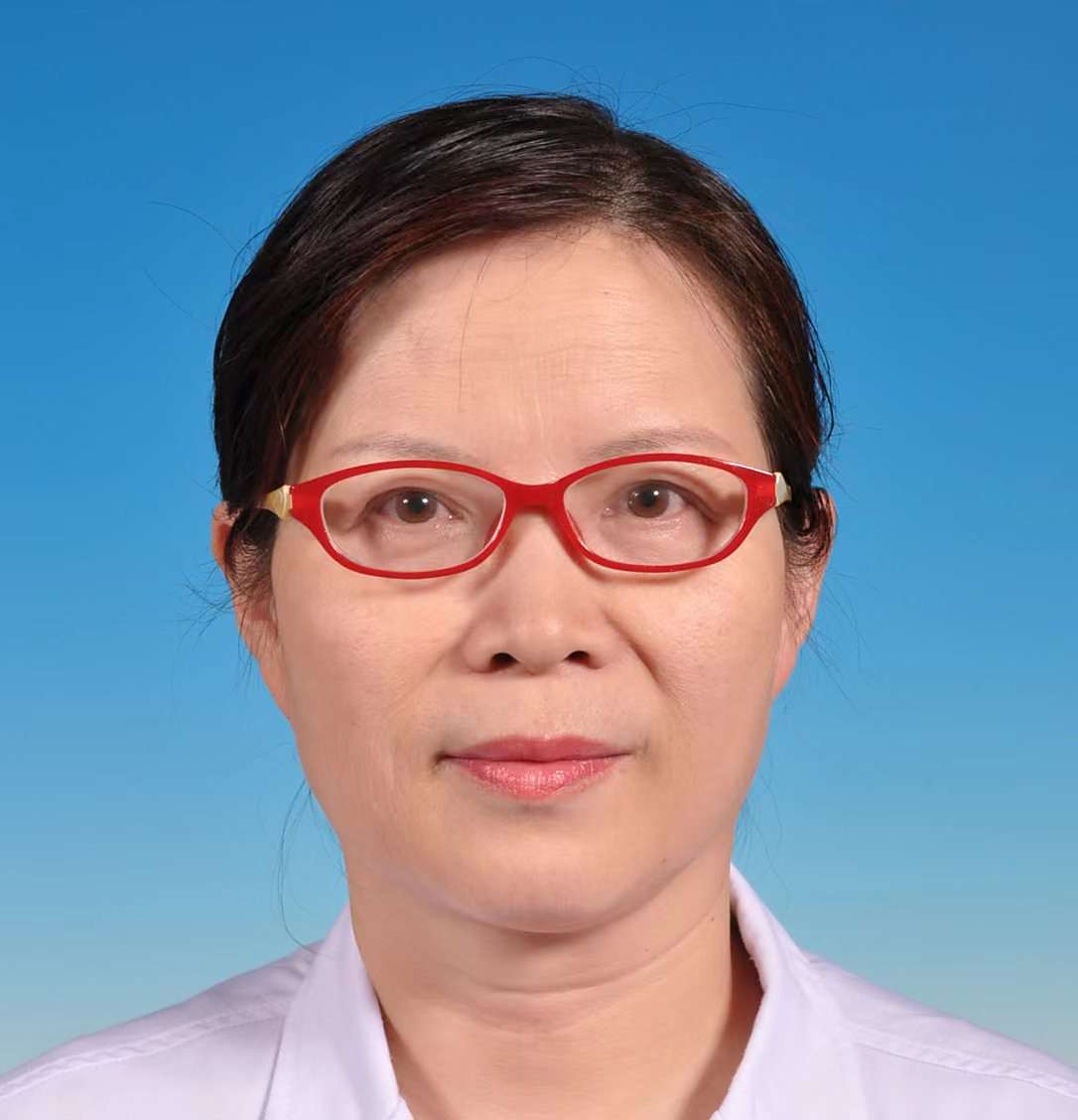闫咏梅