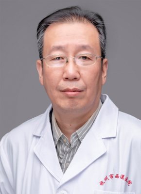 朱雄鹰