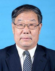 尹常健