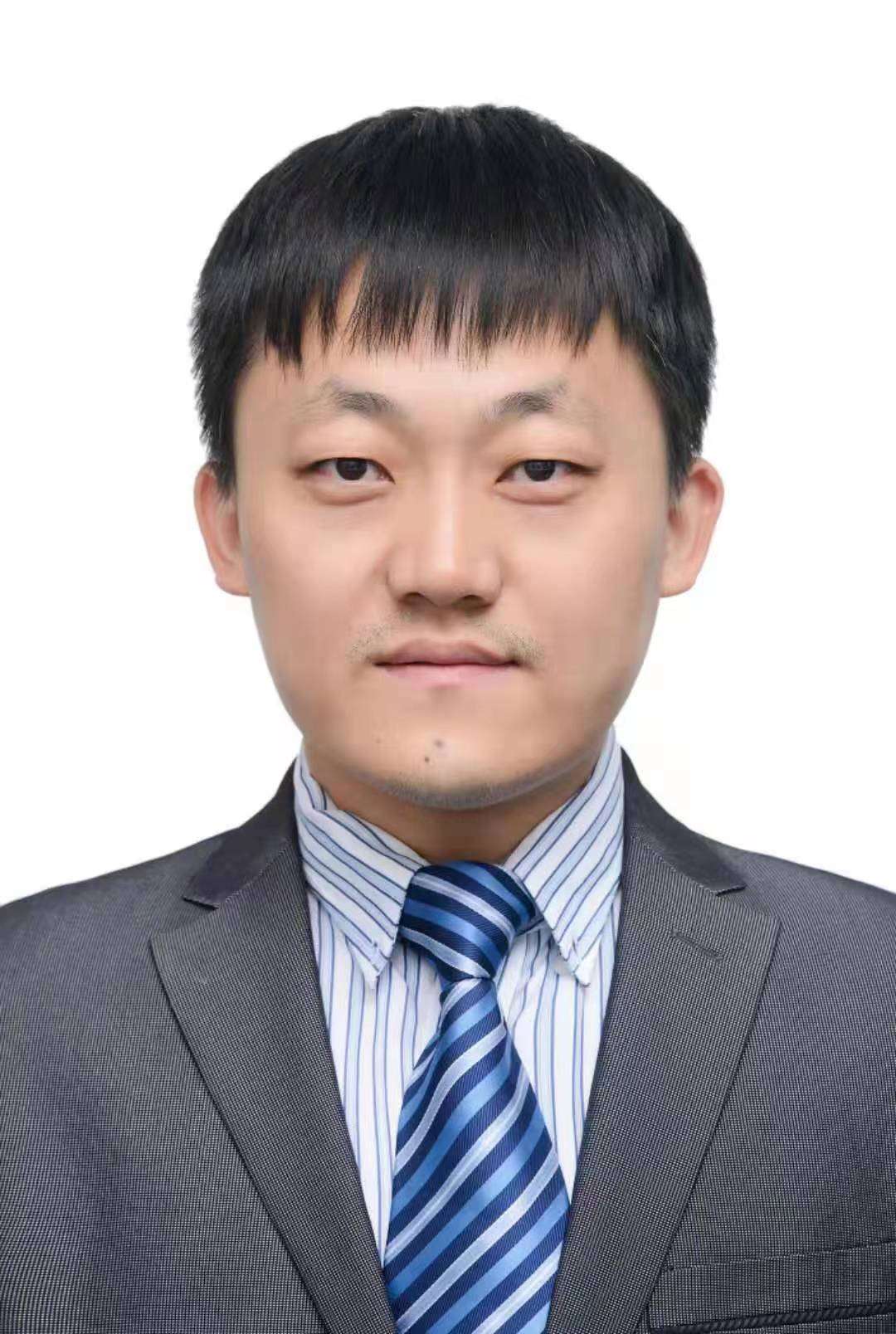 耿冲
