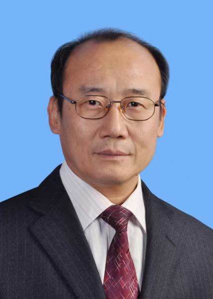张玉德