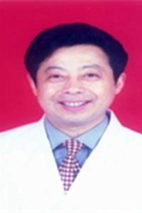何镔