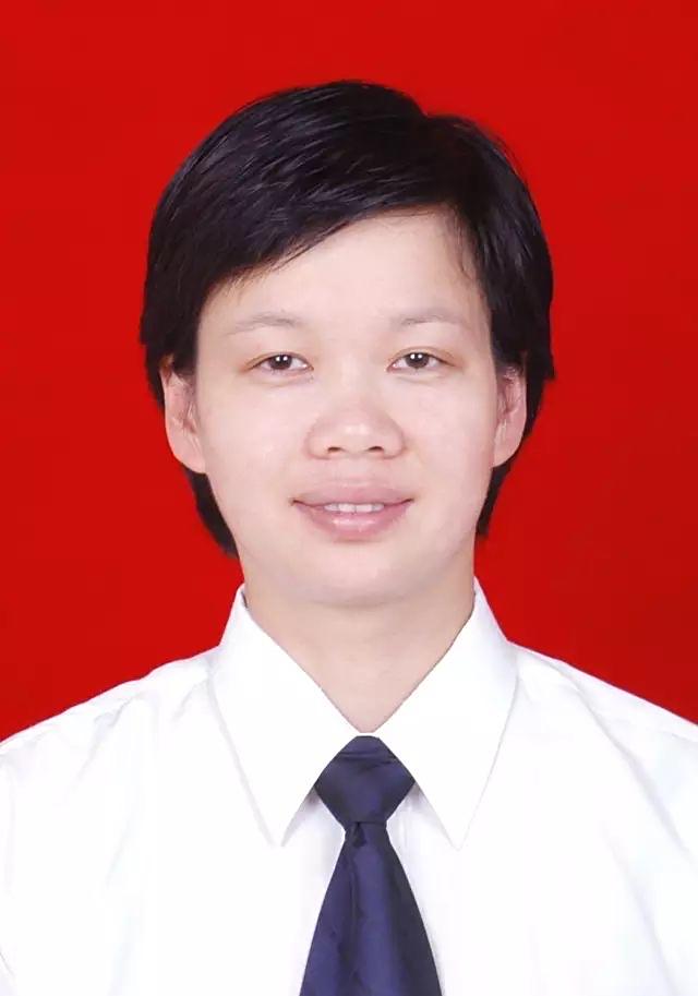 吴炜英