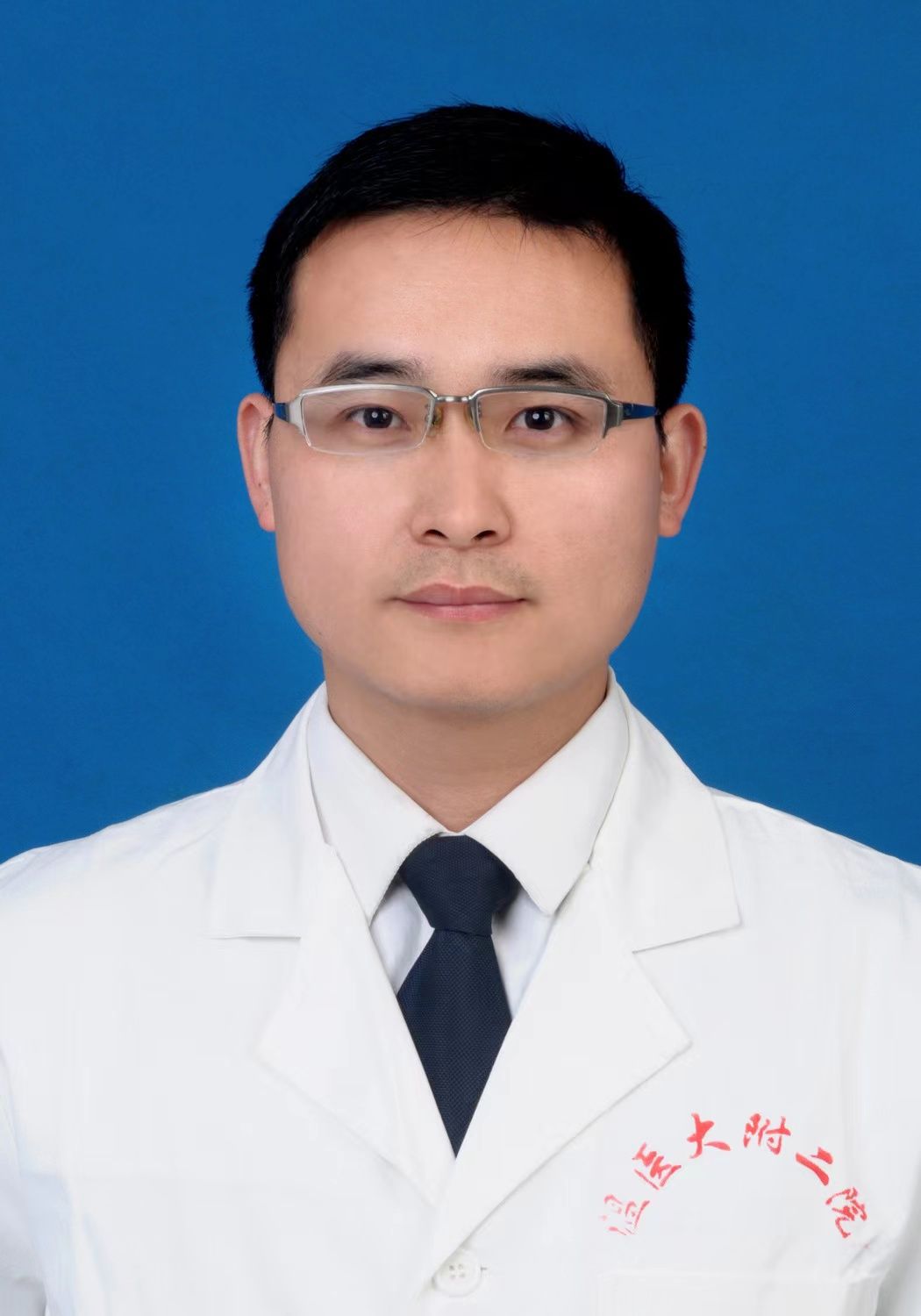 纪伟平