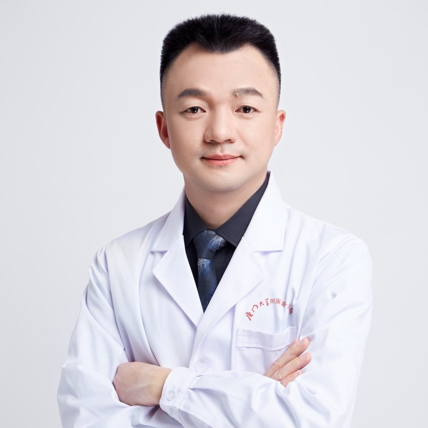 黄伟容医生
