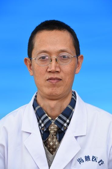 梁文华医生头像