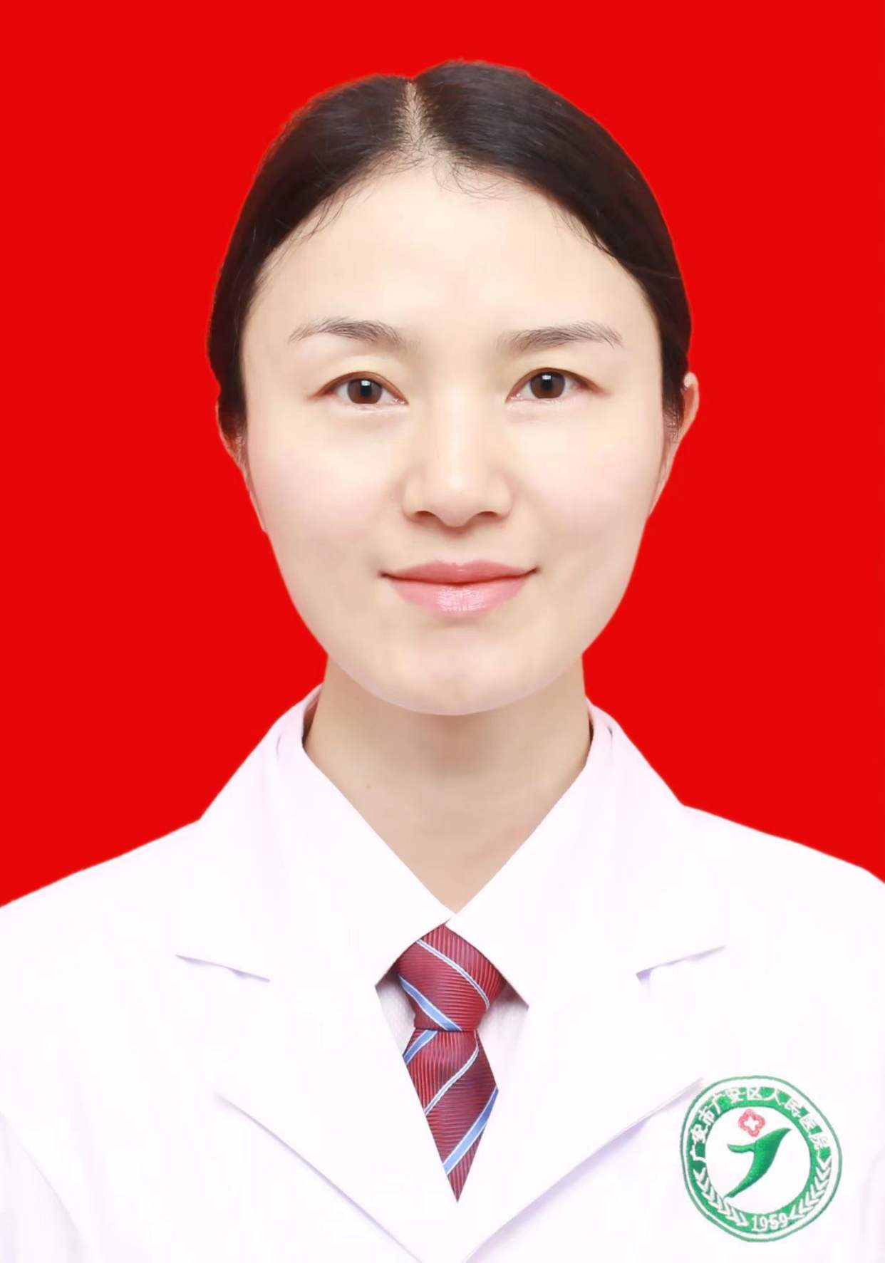 李静瑶