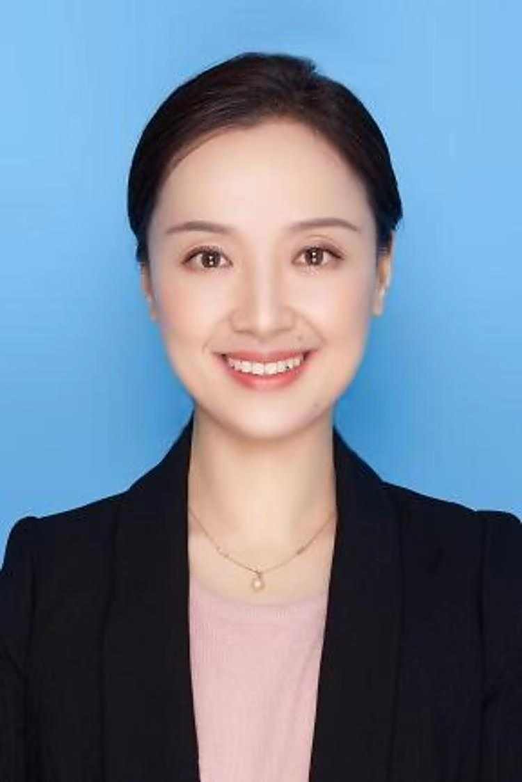 李媛