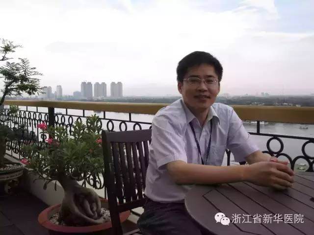 黄抒伟
