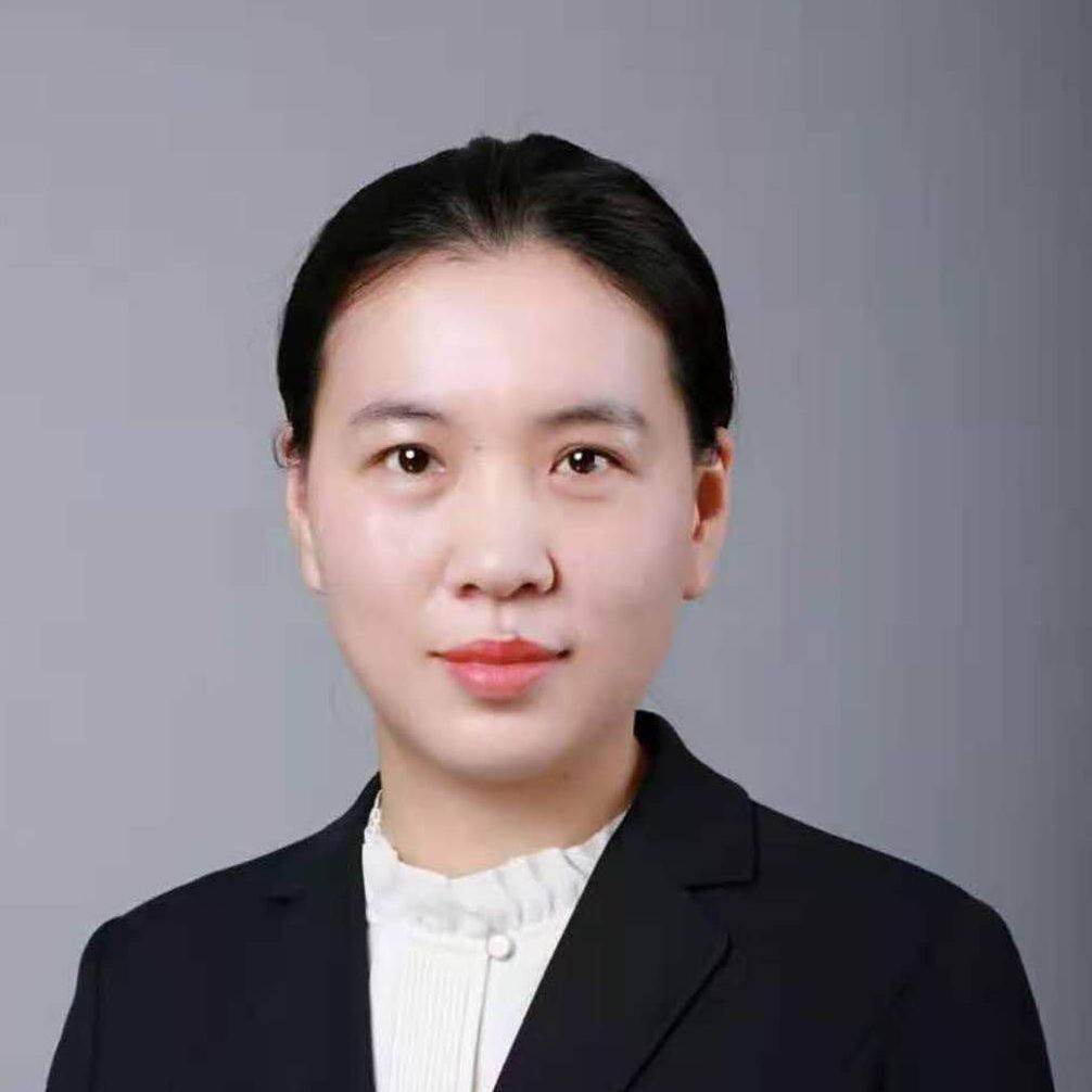 李佳