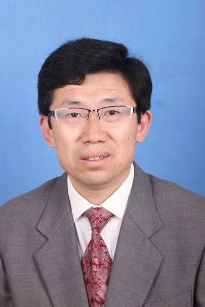 董伯云