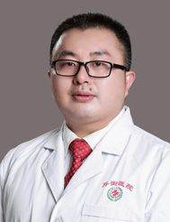 张震坤