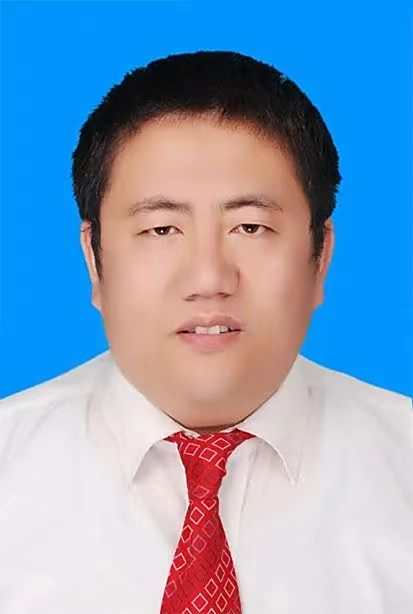 王朋欣