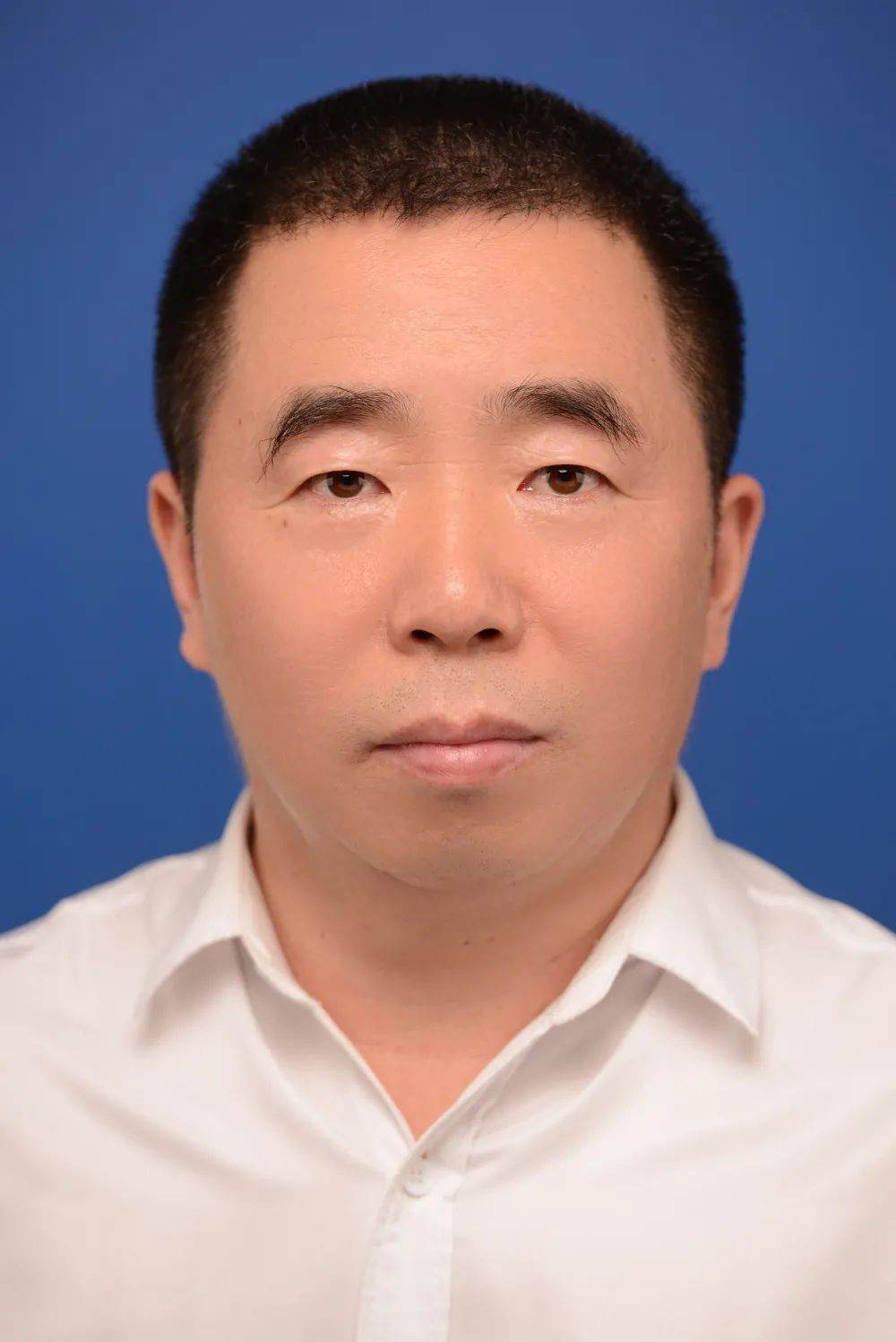 李福宏
