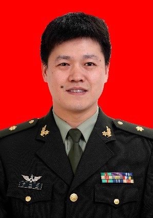 李建伟