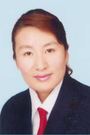 黄静