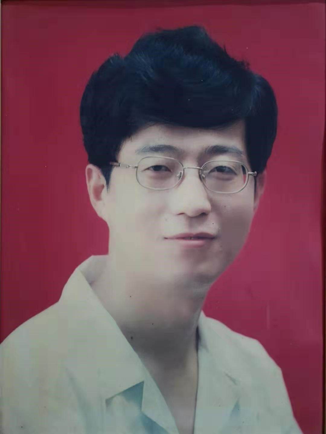 王明华