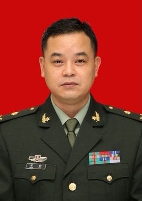 陈健