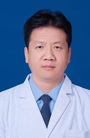 董滢