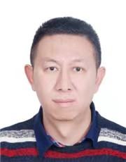 李颢