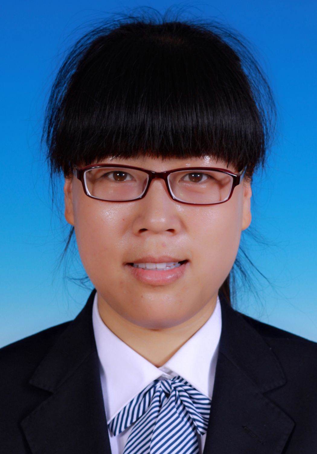 曹丽华