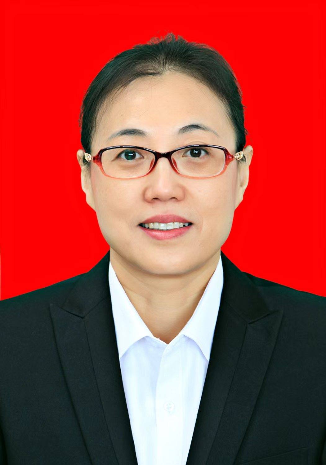董向华