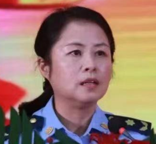 汪静