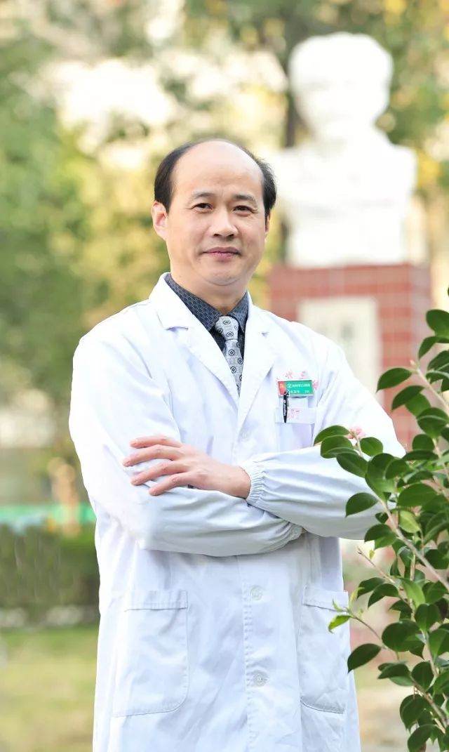 肖高华