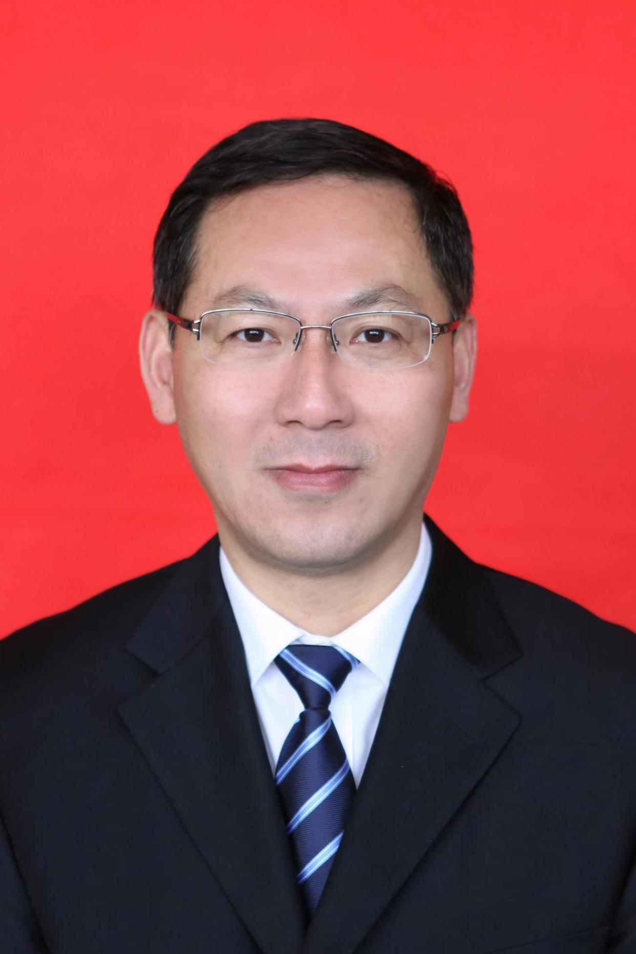 袁坚列