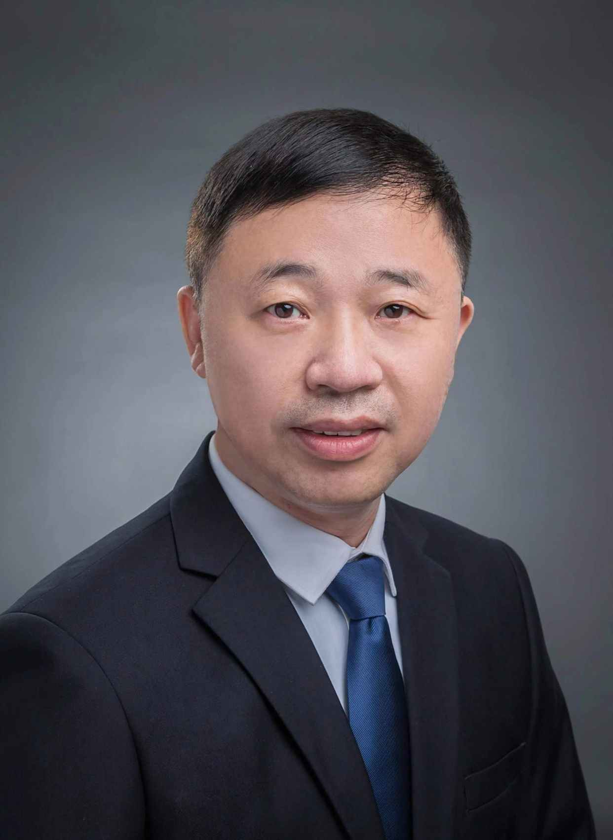 李文军