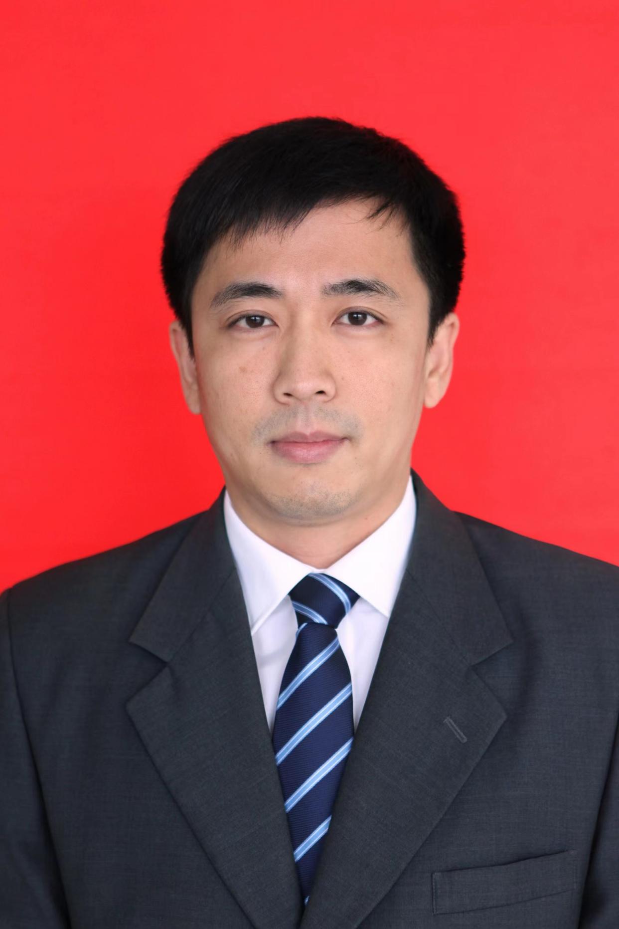 汪帆